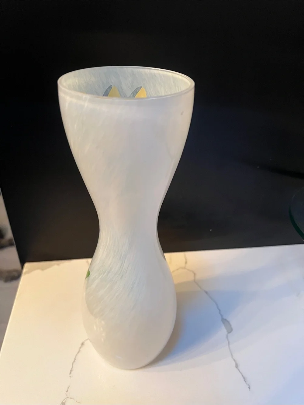 Kosta Boda Tulipa Art Vase designed by Ulrica Hydman-Vallien 10.25”